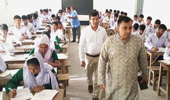 ধামইরহাটে শান্তিপূর্ণ পরিবেশে এসএসসি ও সমমানের পরীক্ষা অনুষ্ঠিত