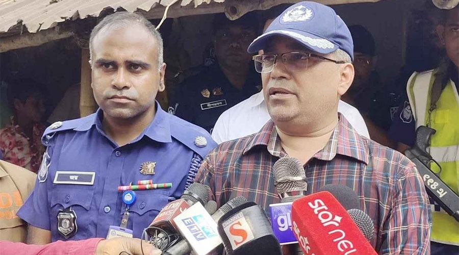 জমি সংক্রান্ত বিরোধে চারজনকে গলা কেঁটে হত্যা, বলছে পুলিশ সুপার