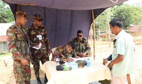 খাগড়াছড়িতে সেনাবাহিনীর ফ্রি মেডিকেল ক্যাম্প