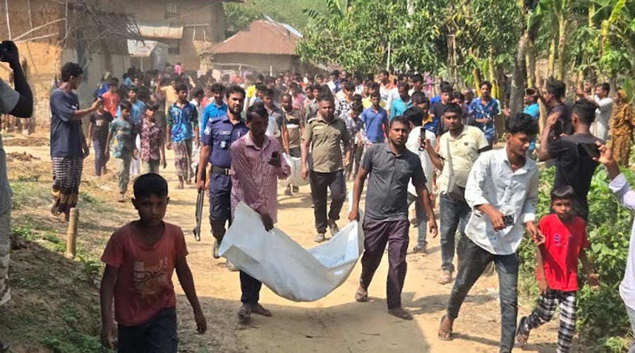 একই পরিবারের চারজনকে গলা কেটে হত্যা, তদন্তে চাঞ্চল্য