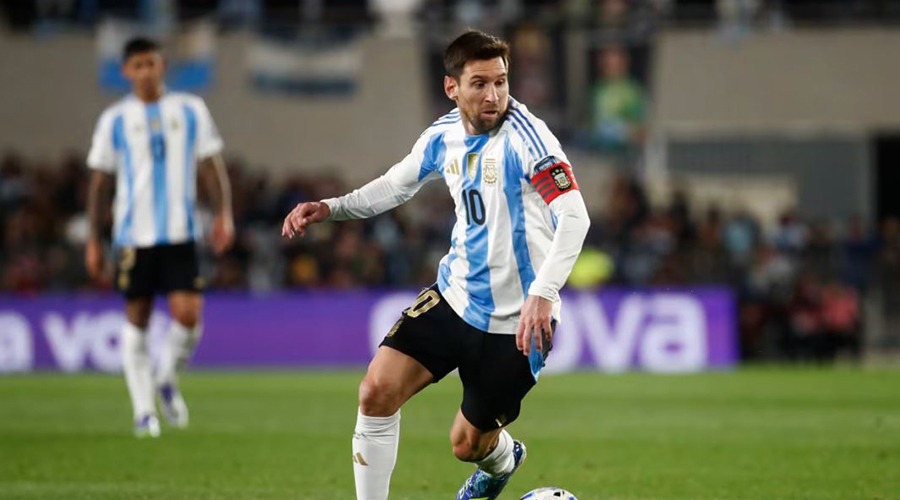 বিশ্বকাপের আগে বিপাকে মেসির আর্জেন্টিনা
