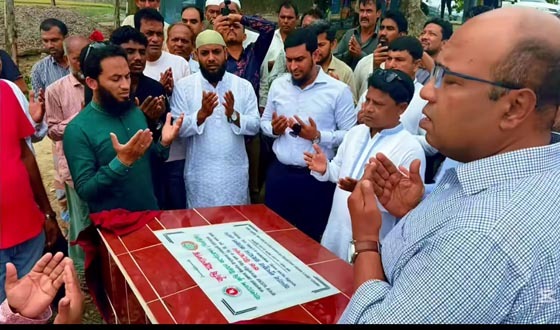 ঈদগাঁওতে এমপি কাজল উদ্বোধন করলেন খাল খননের কাজ