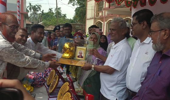 সেনবাগে ফুটবল টুণামেন্টর ফাইনাল অনুষ্ঠিত