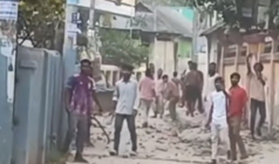 কুমিল্লার চর্থায় দুই গ্রুপে সংঘর্ষে আহত ৩০