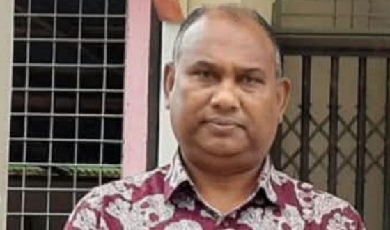 ২ বছর কর্মস্থলে নেই, তবুও বেতন তুলছেন আ.লীগ নেতা