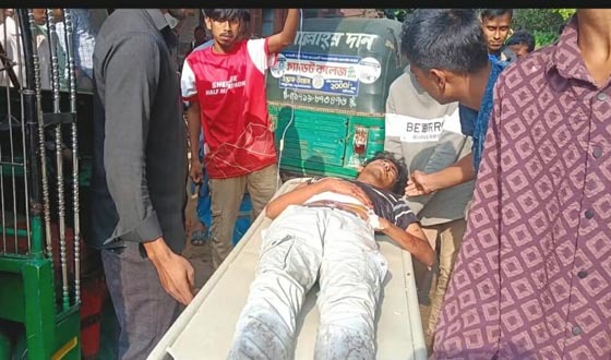 ঝিনাইগাতীতে দুই কিশোর গ্রুপের সংঘর্ষে আহত ৩, আটক ২