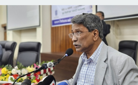 সুযোগ এসেছে গণতান্ত্রিক জবাবদিহিমূলক দেশ গড়ার :আলী রীয়াজ