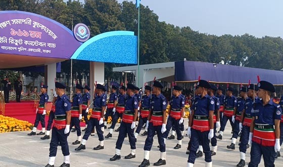 পুলিশ একাডেমী সারদায় ১৬৯তম টিআরসি ব্যাচের প্রশিক্ষণ কুচকাওয়াজ