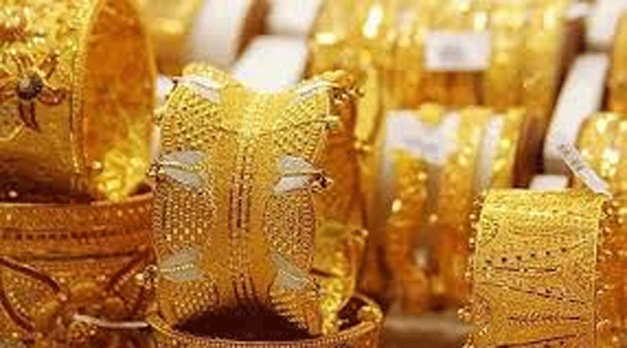 স্বর্ণের দামে বড় পতন, ভরিতে কমলো ৭ হাজারের বেশি