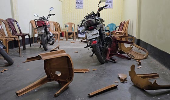 ঝিনাইদহ-৪ আসনে স্বতন্ত্র প্রার্থীর দুই অফিস ভাংচুর