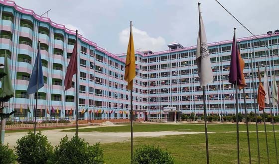 চিরিরবন্দরে আইডিয়াল রেসিডেন্সিয়াল স্কুলের সাফল্য