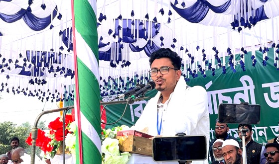 বাজিতপুরে দাড়িপাল্লায় ভোট চাইলেন ডাকসু ভিপি