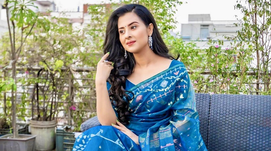 নতুন সরকারের কাছে যা চাইলেন বুবলী