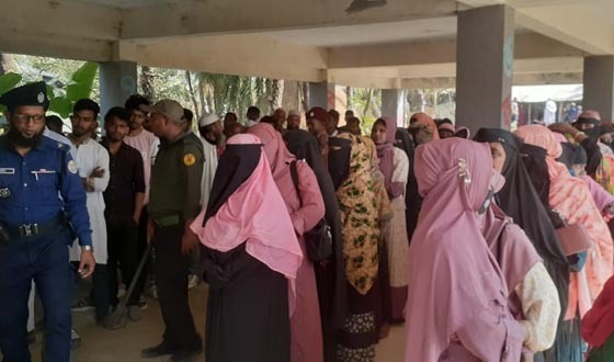 কড়া নিরাপত্তায় পটুয়াখালী-৪ আসনে ভোটগ্রহণ শুরু