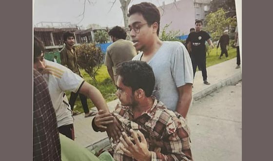 খুলনায় দুই যুবককে গুলি করে হত্যার চেষ্টা