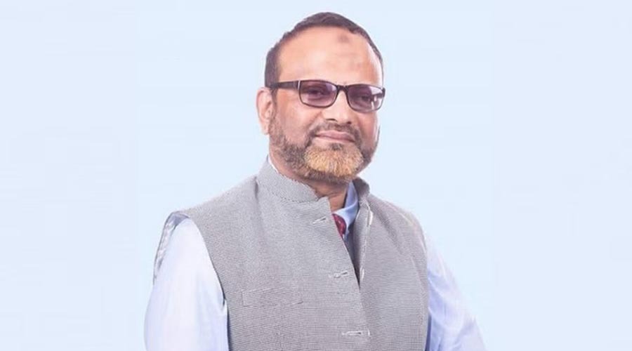 ঢাকা বিশ্ববিদ্যালয়ের উপাচার্য অধ্যাপক নিয়াজ আহমদ খান পদত্যাগপত্র জমা দিলেন