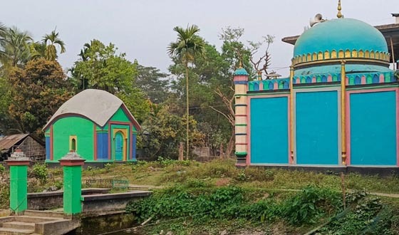 ২৫৭ বছরের প্রাচীন মসজিদ ইতিহাসের সাক্ষী হয়ে দাঁড়িয়ে আছে