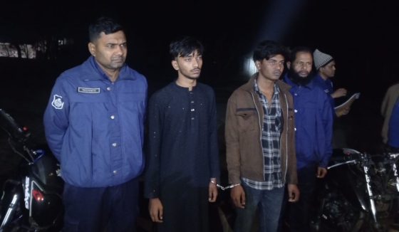 কাপাসিয়ায় কিশোর গ্যাংয়ের মহড়া: ২ সদস্য আটক