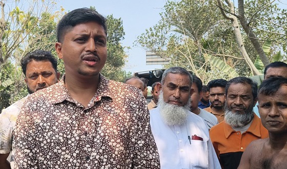 চিতলমারীতে অভৈধ ভাবে বালু উত্তোলনে জরিমানা