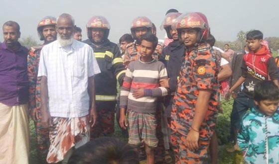 মোবাইল কিনে না দেওয়ায় কিশোরের আত্মহত্যার চেষ্টা