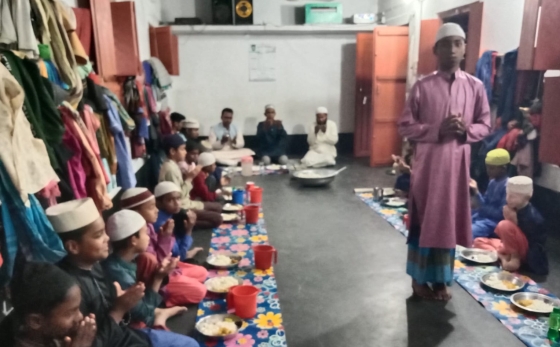 সাংবাদিকতার পাশাপাশি মানবসেবায় অগ্রণী হেলাল উদ্দীন