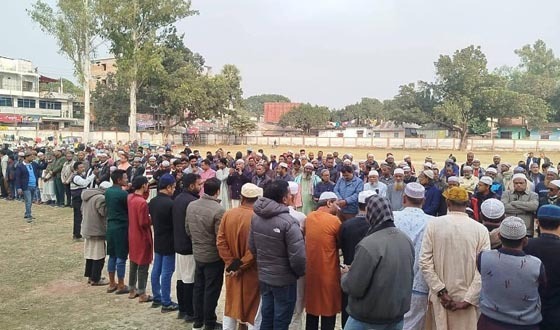 পীরগঞ্জে বেগম খালেদা জিয়ারগায়েবানা নামাজের জানাজা অনুষ্ঠিত