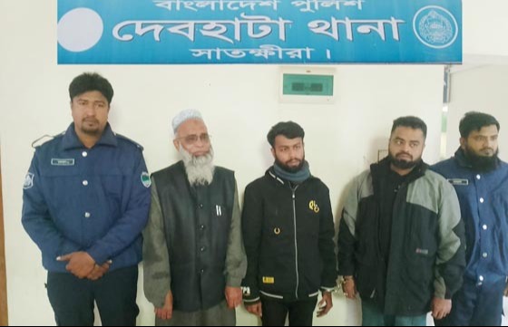 দেবহাটায় যুবককে অপহরনের অভিযোগে পিতা-পুত্রসহ গ্রেপ্তার-৩