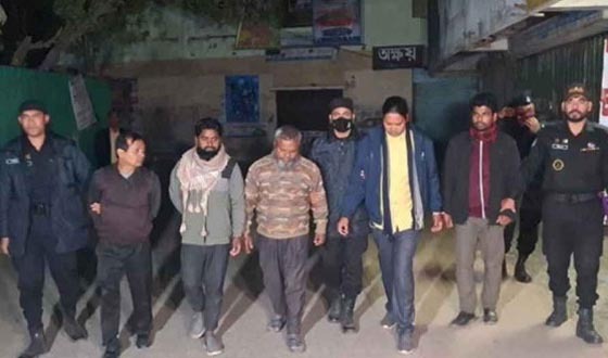 টাঙ্গাইলে পরীক্ষার প্রশ্নপত্র ফাঁস চক্রের গ্রেপ্তার ৫