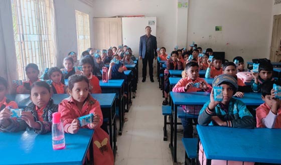 দৌলতখানে শিক্ষার্থী ঝরে পড়া রোধে স্কুল ফিডিং কার্যক্রম শুরু