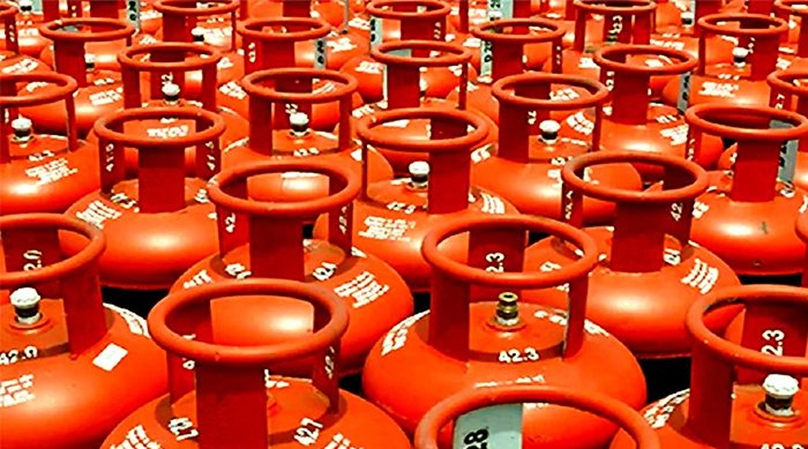 এলপি গ্যাস সরাসরি আমদানিতে যাচ্ছে সরকার