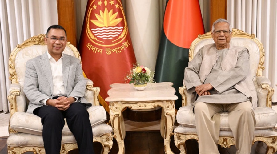 প্রধান উপদেষ্টার সঙ্গে সপরিবারে তারেক রহমানের সাক্ষাৎ