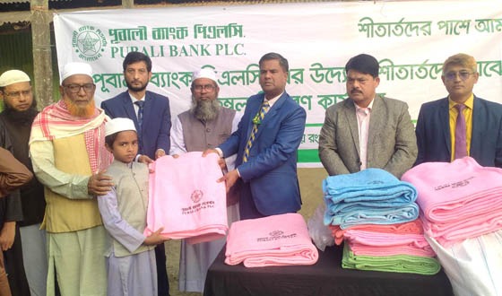 কুড়িগ্রামে শিক্ষার্থীদের শীতবস্ত্র বিতরণ