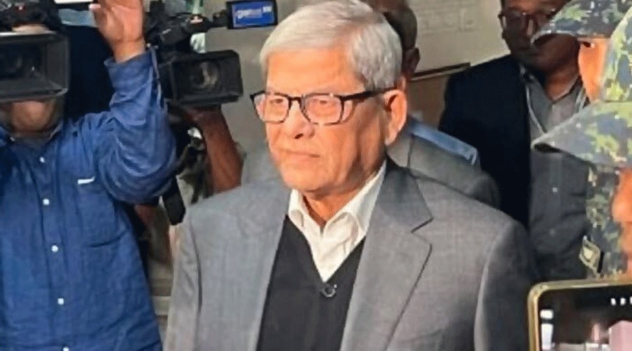 সিইসির সঙ্গে বৈঠক করতে ইসিতে মির্জা ফখরুল