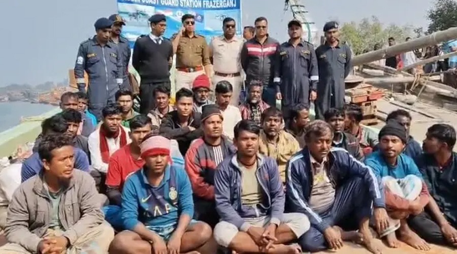 ২৪ বাংলাদেশিকে ধরে নিয়ে গেল ভারত!