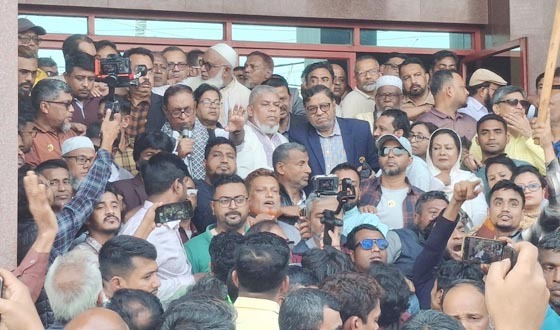 কালো টাকা ও পেশিশক্তি দিয়ে ভোটের বাক্সো ভরা যাবে না: সভায় সাইফুল হক