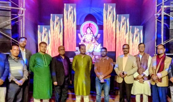 চাঁদপুরে জেলা প্রশাসকের সরস্বতী পূজা পরিদর্শন