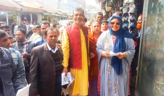 মুলাদীতে গোলাম কিবরিয়ার পক্ষে কন্যার গণসংযোগ