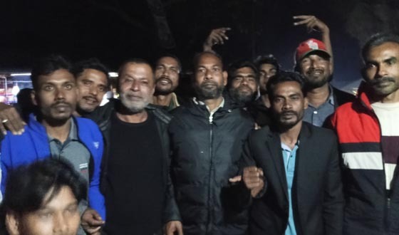 কয়রায় বিএনপির প্রার্থী মনিরুল হাসানের পক্ষে মিছিল