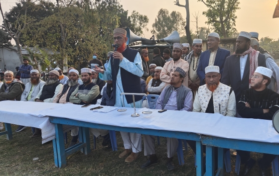 বাগমারায় ডা. আব্দুল বারীর নির্বাচনী গণসংযোগ