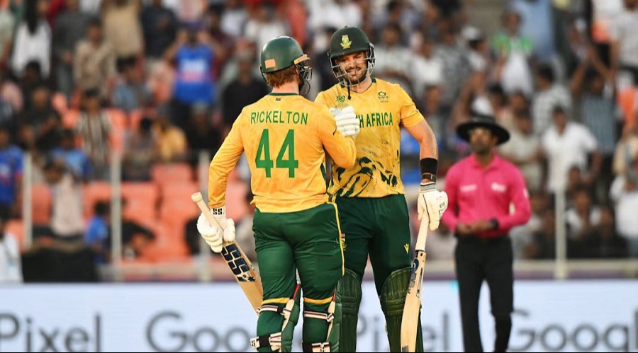 টানা তিন ম্যাচ জিতে গ্রুপ চ্যাম্পিয়ন প্রোটিয়ারা