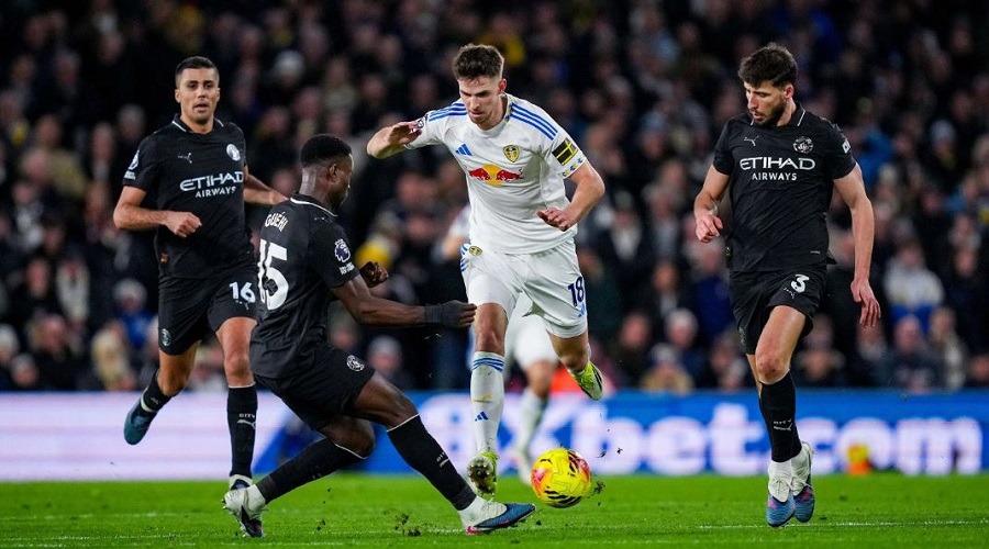 আর্সেনালের ঘাড়ে নিঃশ্বাস ফেলছে সিটি