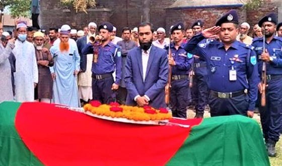 সাবেক এমপি জোয়াহেরের দ্বিতীয় জানাজা শেষে রাষ্ট্রীয় মর্যাদায় দাফন