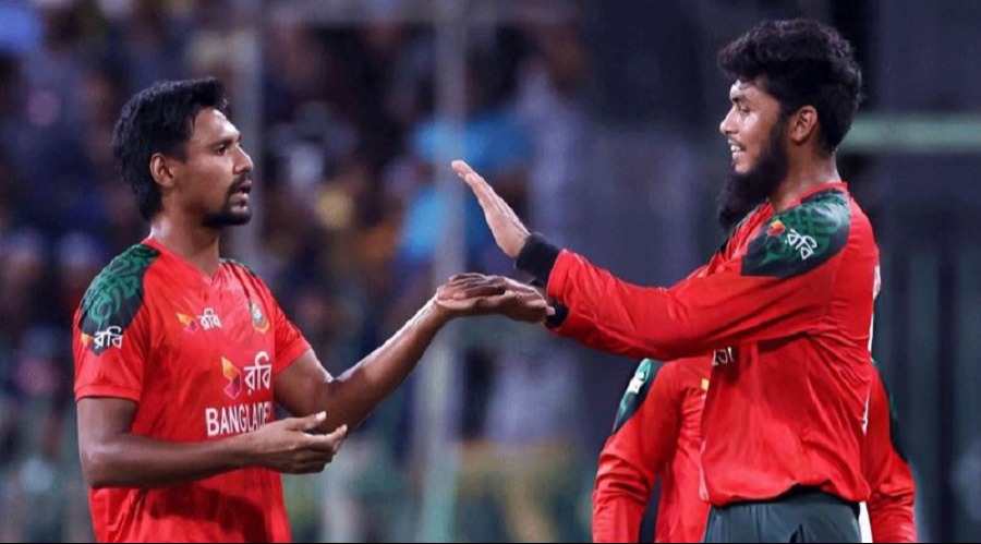 ‘দ্য হানড্রেড’ নিলামের চূড়ান্ত তালিকায় রিশাদ ও মোস্তাফিজ