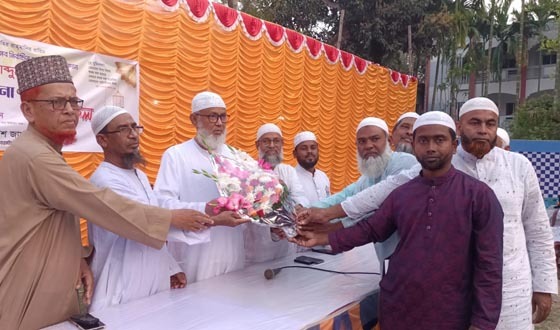 দেবহাটায় এমপি আব্দুল খালেককে গণসংবর্ধনা ও ইফতার মাহফিল