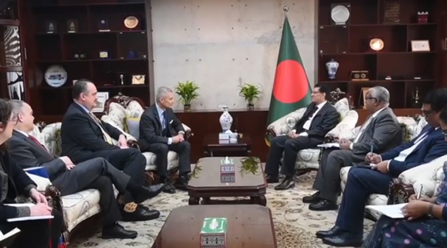 যুক্তরাষ্ট্রকে আলোচনার মাধ্যমে সংঘাত সমাধানের আহ্বান বাংলাদেশের