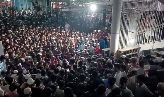 তুমি কে,আমি কে-হাদী, হাদী স্লোগানে উত্তাল সিলেট