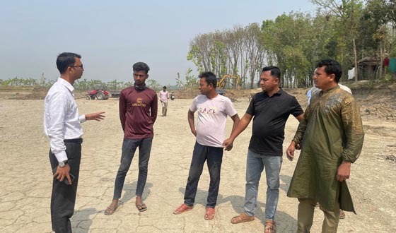 কালীগঞ্জে অবৈধ মাটি কাটায় জরিমানা