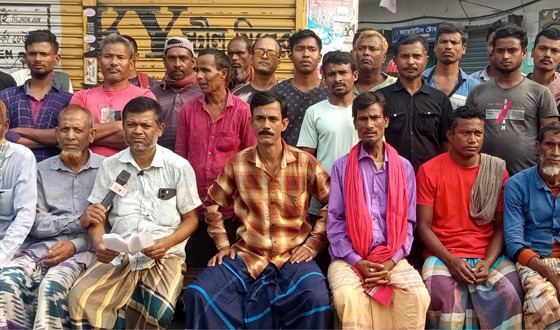 বিরল উপজেলা কুলি শ্রমিক ইউনিয়নের সংবাদ সম্মেলন