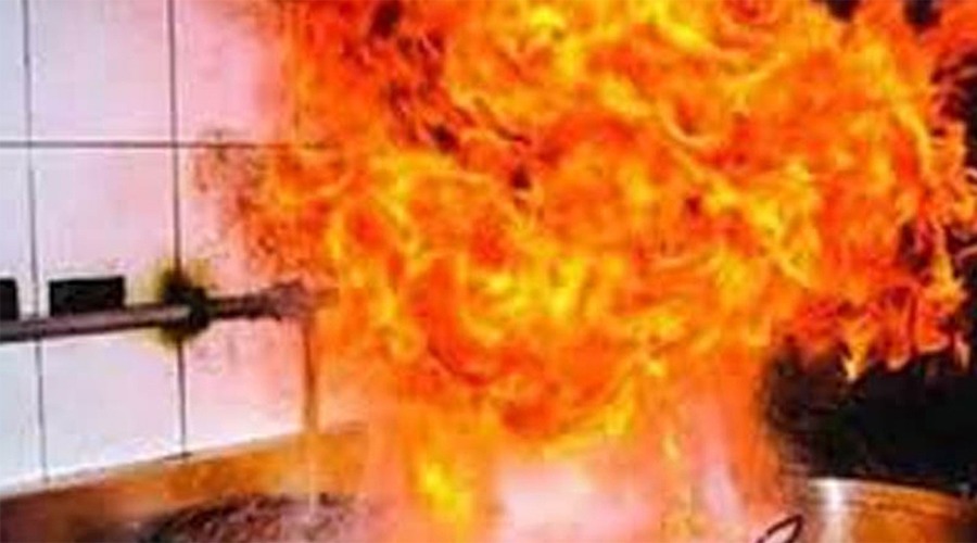 উত্তরায় গ্যাস লিকেজ বিস্ফোরণ, একই পরিবারের দগ্ধ ১০