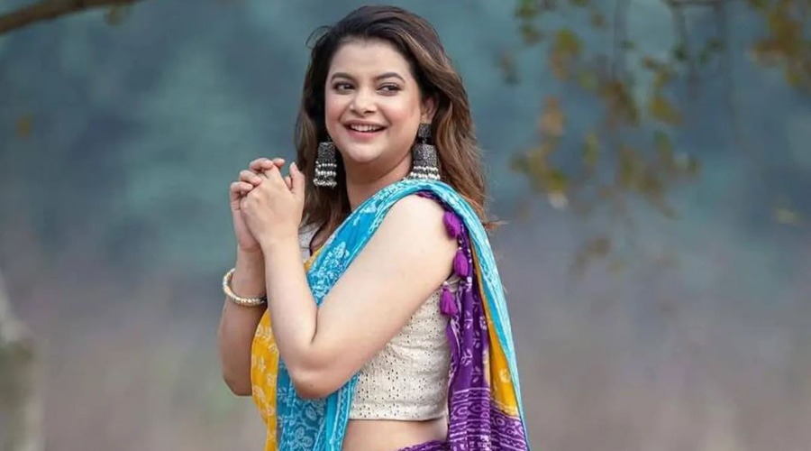 শবনম ফারিয়ার পোষ্ট নিয়ে শুরু হয়েছে কৌতূহল ও জল্পনা